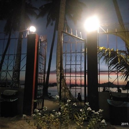 El Seatopia Beach Cottages เอลนิโด ภายนอก รูปภาพ